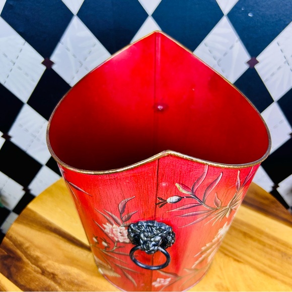 Lion Head toleware Red Vibrant Showstopper w/ hand-painted florals - Picture 5 of 15